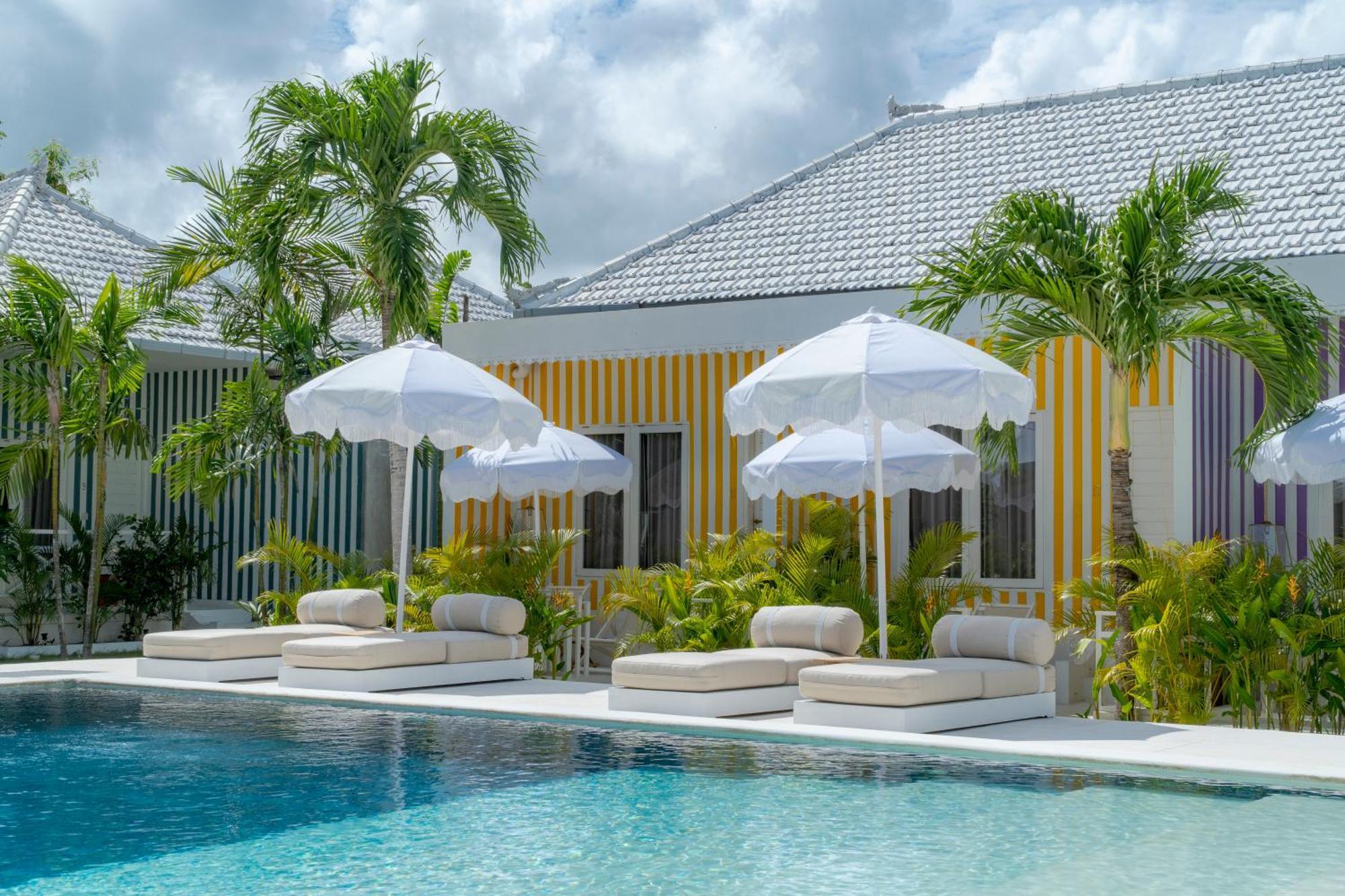 Ria Uluwatu, Tropical Chic Hotel Kamer foto